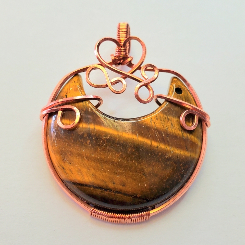 Tiger eye moon necklace